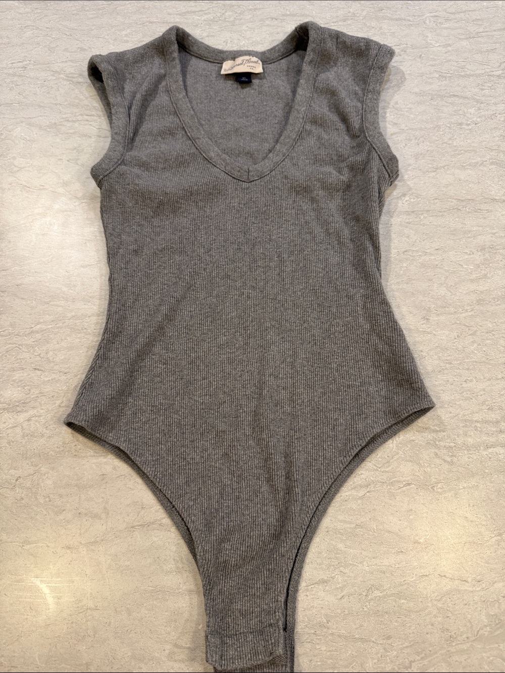 Universal Thread Gray Ribbed V-Neck Kids Bodysuit